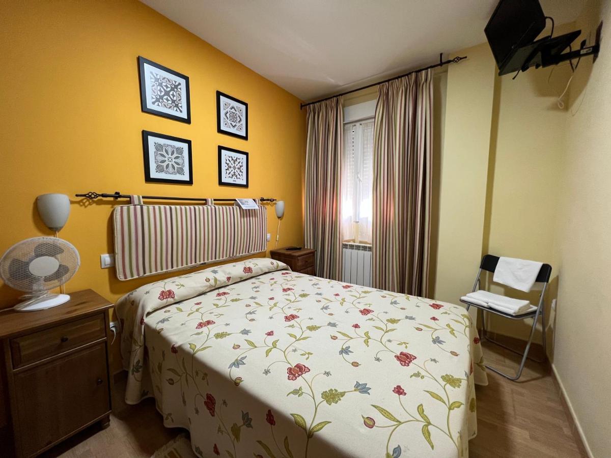 Hostal La Colmena Vicolozano Ngoại thất bức ảnh