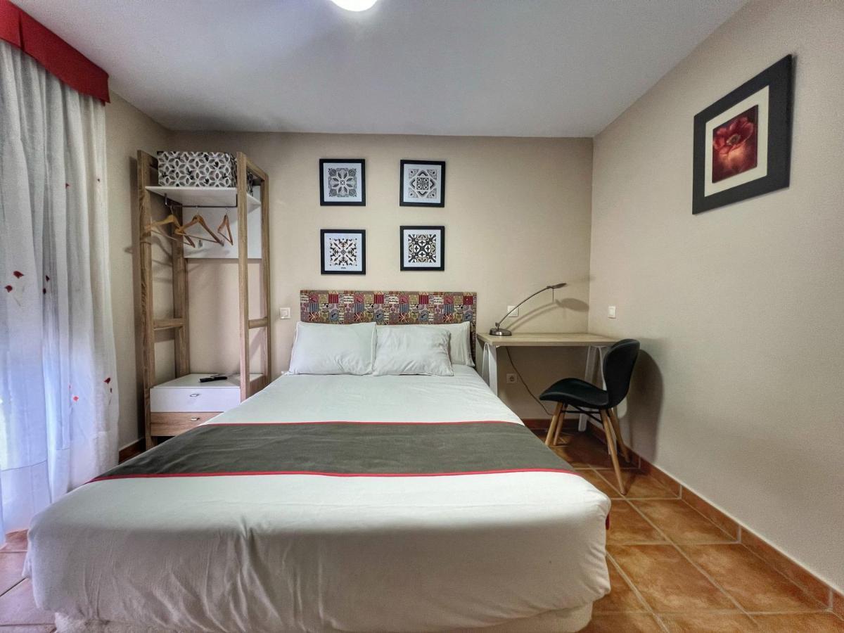 Hostal La Colmena Vicolozano Ngoại thất bức ảnh