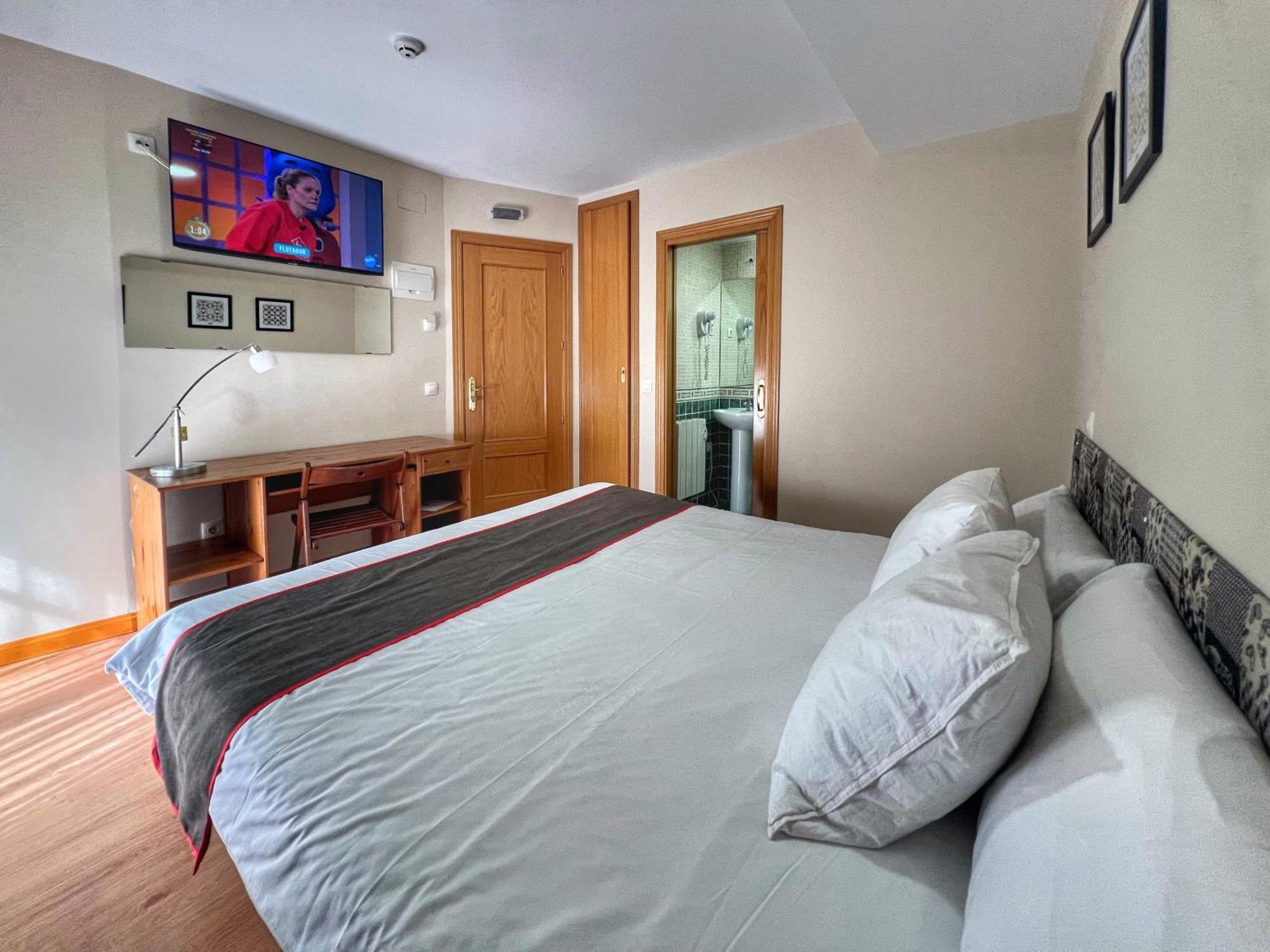 Hostal La Colmena Vicolozano Ngoại thất bức ảnh