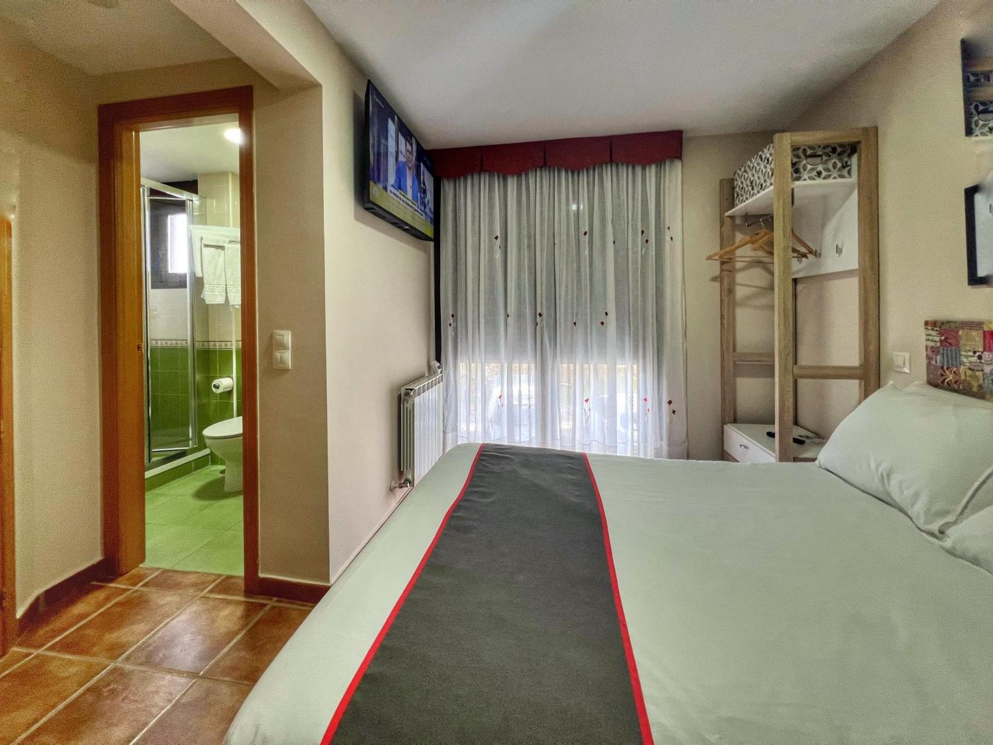 Hostal La Colmena Vicolozano Ngoại thất bức ảnh
